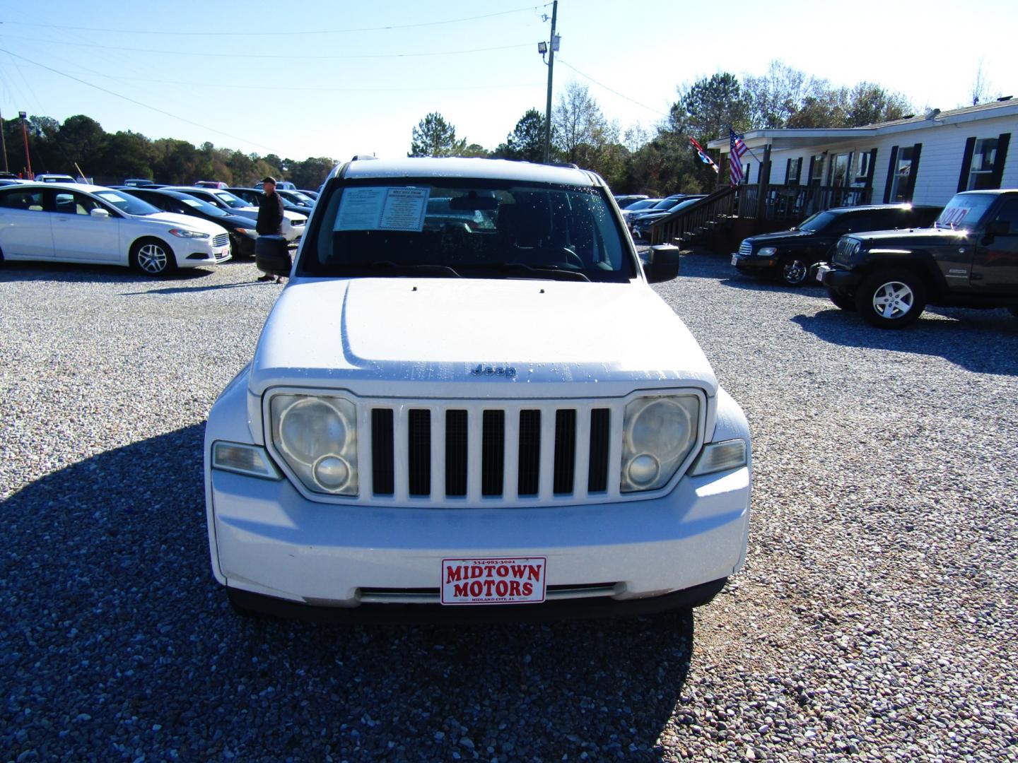 2010 WHITE Jeep Liberty Sport 2WD (1J4PP2GK3AW) with an 3.7L V6 SOHC 12V engine, Automatic transmission, located at 15016 S Hwy 231, Midland City, AL, 36350, (334) 983-3001, 31.306210, -85.495277 - Photo#1